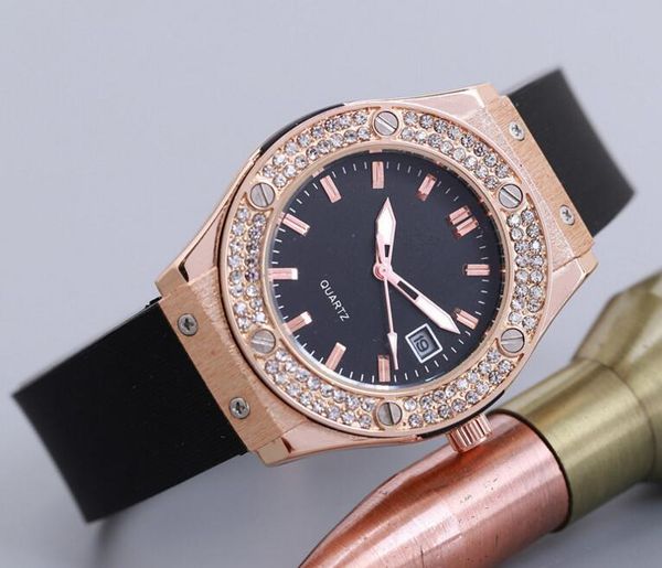 Все Subdials работы Mens женщины из нержавеющей стали кварцевых наручных часов Секундо
Все Subdials работы Mens женщины из нержавеющей стали кварцевых наручных часов Секундо