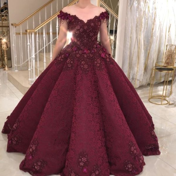 burgundylace ball gown prom dresses off shoulder floral appliques party dress glamorous dubai celebrity evening gowns formal prom dress, Black
burgundylace ball gown prom dresses off shoulder floral appliques party dress glamorous dubai celebrity evening gowns formal prom dress, Black