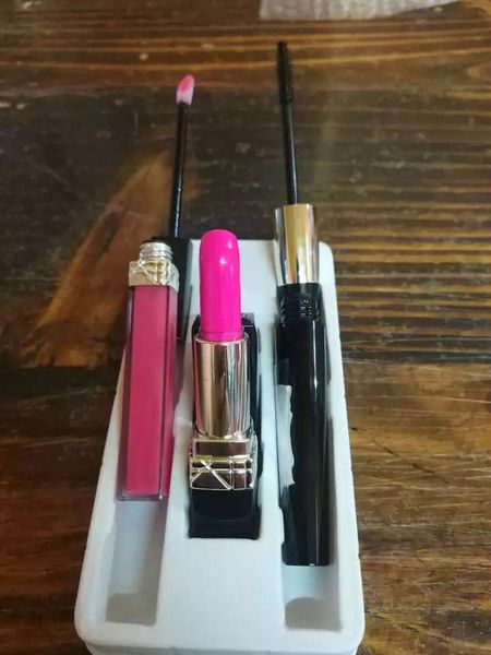 Прямая поставка в наличии Горячая распродажа Набор для макияжа Kollection Lipstick Lumgloss Cos
Прямая поставка в наличии Горячая распродажа Набор для макияжа Kollection Lipstick Lumgloss Cos