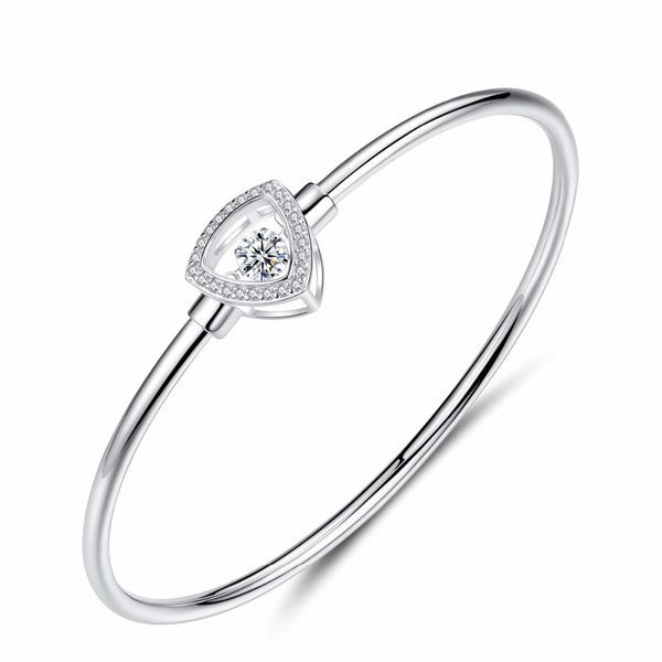 fashion bangles tiny zircon paved triangle shape 925 sterling silver bangle for women genuine silver party jewelry gift, Golden;silver
fashion bangles tiny zircon paved triangle shape 925 sterling silver bangle for women genuine silver party jewelry gift, Golden;silver