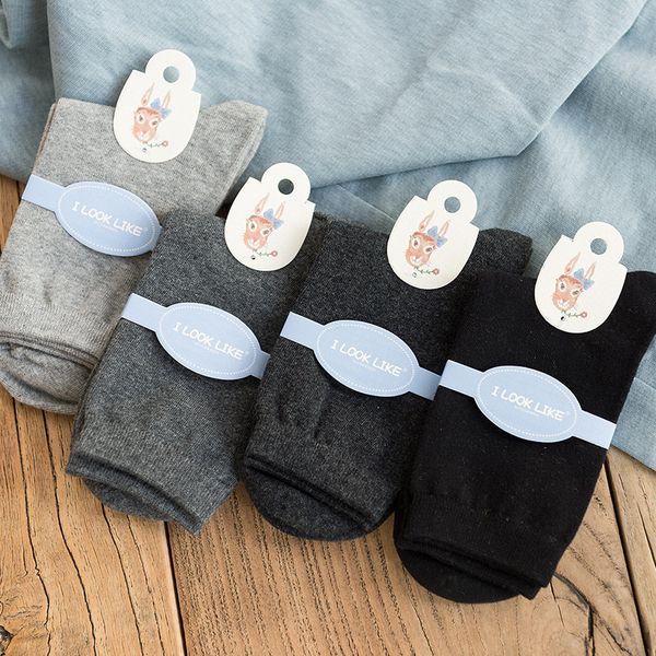 5pairs/lot 2017 autumn winter vintage brand cotton socks for women fashion solid color socks female retro short, Black;white
5pairs/lot 2017 autumn winter vintage brand cotton socks for women fashion solid color socks female retro short, Black;white