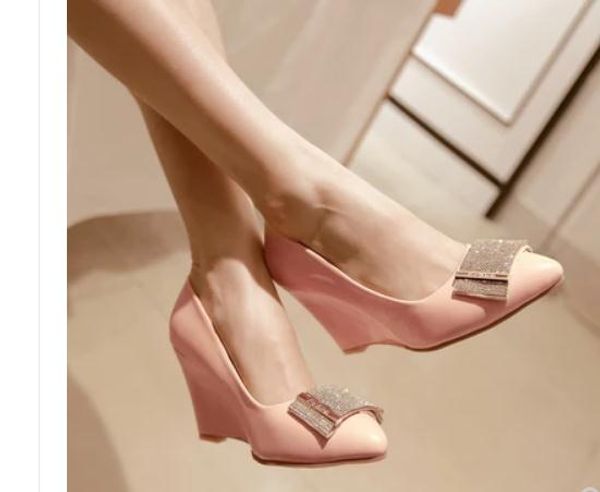 send 2018 spring new female pointed end slope heel shallow mouth high heel shoes, Black
send 2018 spring new female pointed end slope heel shallow mouth high heel shoes, Black