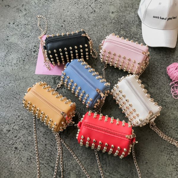 2018 New Kids Girl Mini Korean Full Rivet Cross Body Shoulder Bags for Children Baby Girls Coin Messenger Bag
2018 New Kids Girl Mini Korean Full Rivet Cross Body Shoulder Bags for Children Baby Girls Coin Messenger Bag