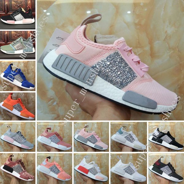 wholesale new womens men r1 sequins triples runner primeknit grey pink black white mens running shoes training sneaker men shoes for women
wholesale new womens men r1 sequins triples runner primeknit grey pink black white mens running shoes training sneaker men shoes for women