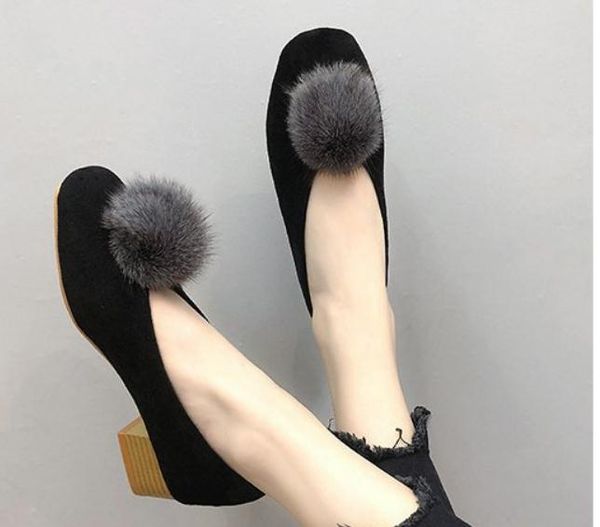 send coarse heel low heel square head women korean autumn and winter new style suede plus velvet warm hair ball single shoes, Black
send coarse heel low heel square head women korean autumn and winter new style suede plus velvet warm hair ball single shoes, Black