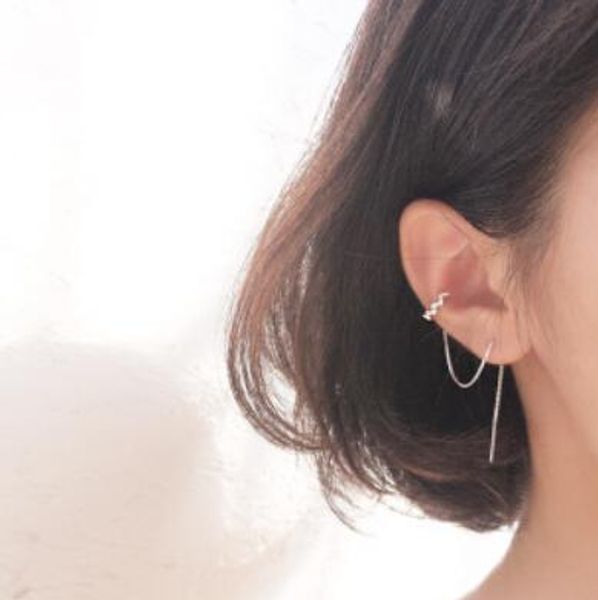 s925 sterling silver designer jewelry earrings diamond-mounted wave ear clip long ear line simple fashion
s925 sterling silver designer jewelry earrings diamond-mounted wave ear clip long ear line simple fashion