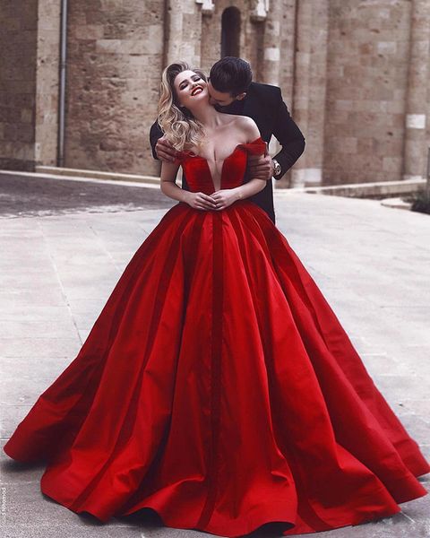 2018 New Design Satin Simple Cheap Off The Shoulder Long Ball Gown Prom Dresses Pleats Gowns Evening Dress Quinceanera Dresses Custom Made, Black
2018 New Design Satin Simple Cheap Off The Shoulder Long Ball Gown Prom Dresses Pleats Gowns Evening Dress Quinceanera Dresses Custom Made, Black