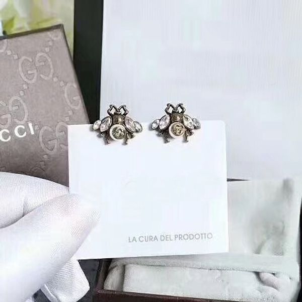 2018 Top brass material Brand name bee stud earring with diamond and S925 pure silver earring pin for women christmas gift jewelry PS6674
2018 Top brass material Brand name bee stud earring with diamond and S925 pure silver earring pin for women christmas gift jewelry PS6674