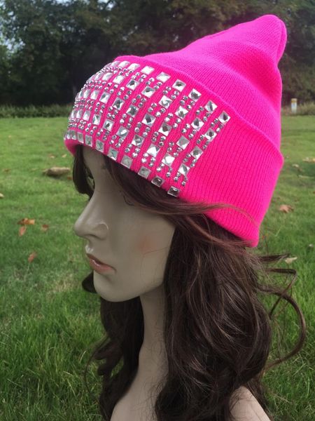 man and woman 2016 new fashion warm stone blingbling knitted hat winter skullies&beanies cap for woman
man and woman 2016 new fashion warm stone blingbling knitted hat winter skullies&beanies cap for woman