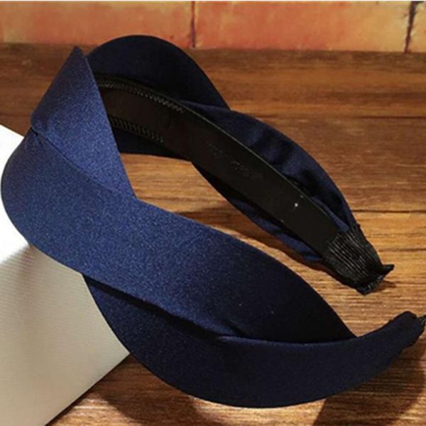 hair accessories fashion hairband for women weaving fabric wide plain girls headwear ornament satin twist headband ladies
hair accessories fashion hairband for women weaving fabric wide plain girls headwear ornament satin twist headband ladies