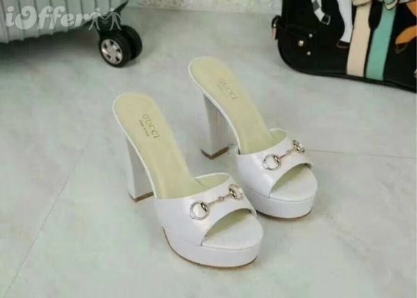 WHITE 12CM LADY PLATFORM HIGH HEEL BUCKLE SLIPPER MULE SANDAL Men Women FASHION SHOWS Sandals Slippers Mules Wedges Slides
WHITE 12CM LADY PLATFORM HIGH HEEL BUCKLE SLIPPER MULE SANDAL Men Women FASHION SHOWS Sandals Slippers Mules Wedges Slides