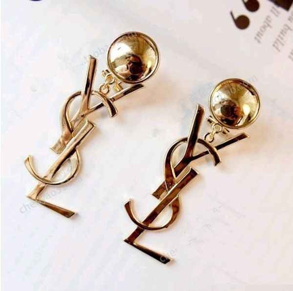 european and american jewelry monogrammed earrings are a domineering accessory for gold-plated earrings, Golden;silver
european and american jewelry monogrammed earrings are a domineering accessory for gold-plated earrings, Golden;silver