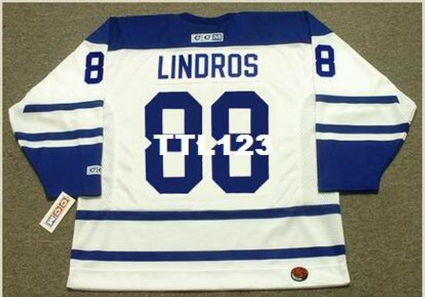 mens # 88 eric lindros toronto maple leafs 2005 ccm хоккей джерси или обычай любое имя или номер ретро джерси, Black;red
mens # 88 eric lindros toronto maple leafs 2005 ccm хоккей джерси или обычай любое имя или номер ретро джерси, Black;red