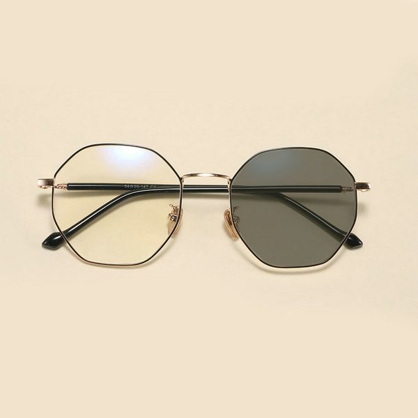 literary polygon metal alloy glasses frame for men and women light-induced gray glasses frame jw, Silver
literary polygon metal alloy glasses frame for men and women light-induced gray glasses frame jw, Silver