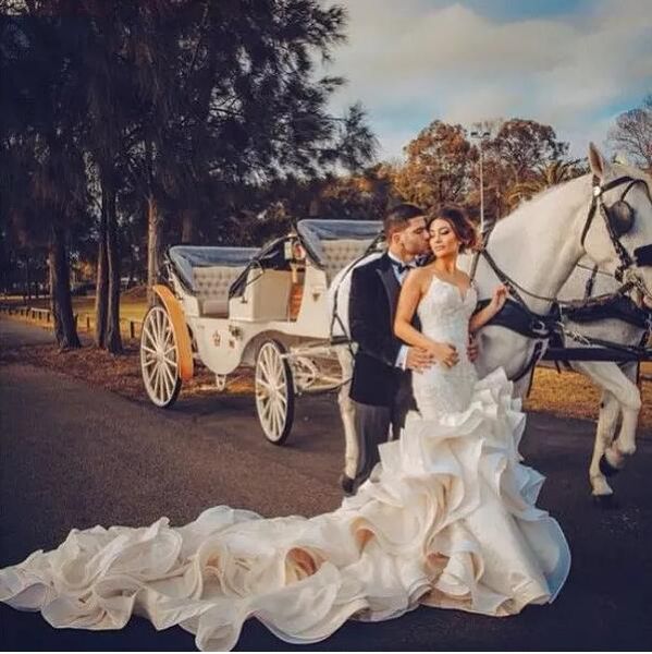 charming sweetheart mermaid wedding dresses lace ruffles long train sleeveless backless trumpet bridal gowns 2019 vestido de novia, White
charming sweetheart mermaid wedding dresses lace ruffles long train sleeveless backless trumpet bridal gowns 2019 vestido de novia, White
