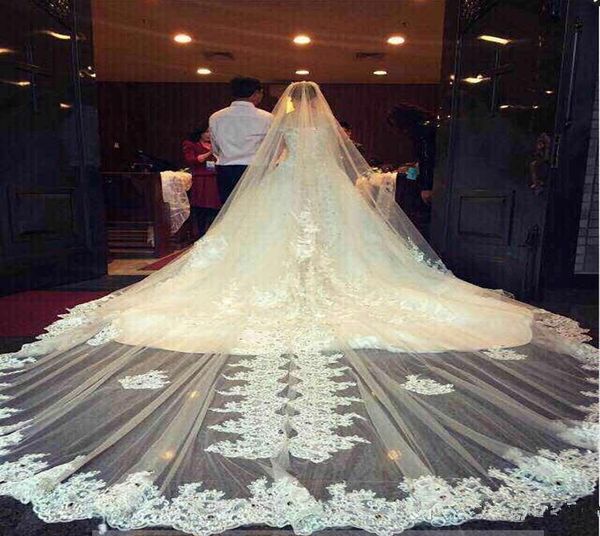 luxury wedding veils 5m long 3m width lace appliques beads one layer with comb tulle bridal veil white ivory veils, Black
luxury wedding veils 5m long 3m width lace appliques beads one layer with comb tulle bridal veil white ivory veils, Black
