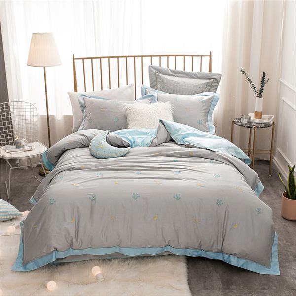 100% egyptian cotton crown embroidery luxury bedding set 4/7pcs king size gray bed set duvet cover bed sheet
100% egyptian cotton crown embroidery luxury bedding set 4/7pcs king size gray bed set duvet cover bed sheet