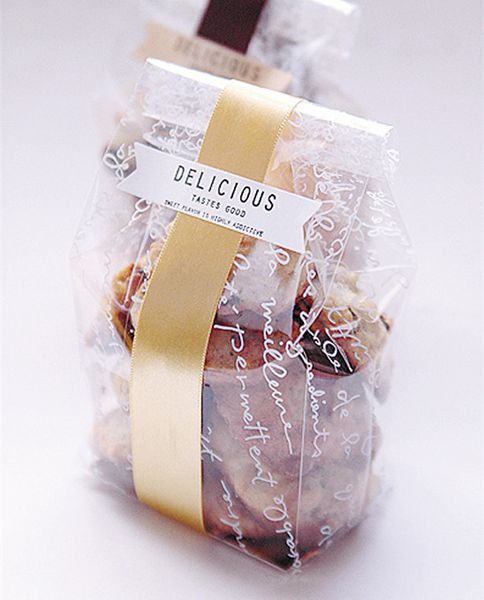 50pcs clear letter printing cookie packaging bags with base board set bakery gift packaging
50pcs clear letter printing cookie packaging bags with base board set bakery gift packaging