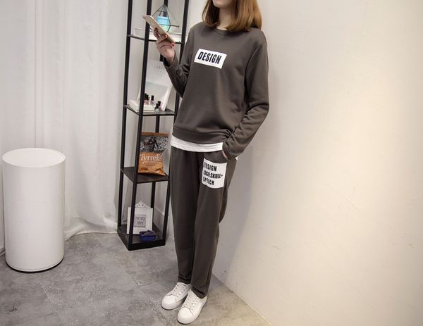 regular autumn sportswear women 2 piece set casual woman sporting suits letter printed hoodies +pants female tracksuit 5xl, Gray
regular autumn sportswear women 2 piece set casual woman sporting suits letter printed hoodies +pants female tracksuit 5xl, Gray