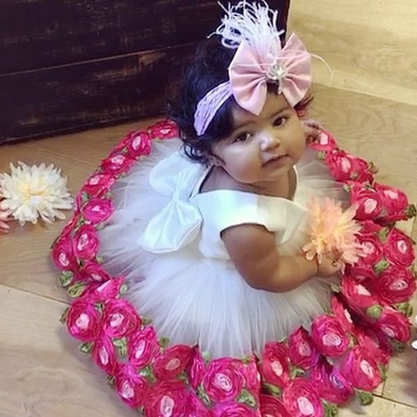 2018 adorable flower girl dresses lovely v-neck handmade flowers bow toddler girls pageant dresses lovely first communion dress custom made, White;blue
2018 adorable flower girl dresses lovely v-neck handmade flowers bow toddler girls pageant dresses lovely first communion dress custom made, White;blue