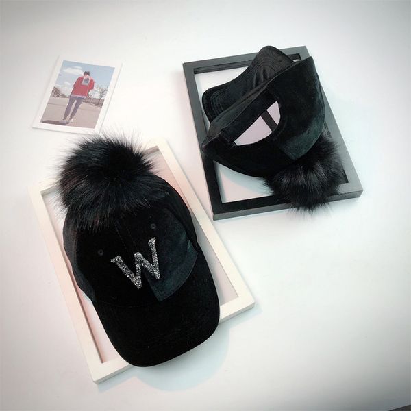 2018 new autumn winter sequins letters extra large baseball balls casual hats warm curved eaves caps chao women, Blue;gray
2018 new autumn winter sequins letters extra large baseball balls casual hats warm curved eaves caps chao women, Blue;gray