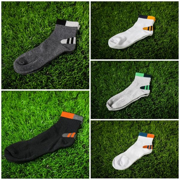 20 pairs/lot men cotton sports socks absorb sweat deodorant athletic basketball running socks outdoor climbing cycling socks g513s, Black
20 pairs/lot men cotton sports socks absorb sweat deodorant athletic basketball running socks outdoor climbing cycling socks g513s, Black