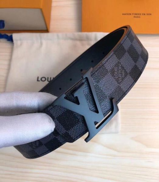 2019 new brand belts for women and men fashion designer genuine cow leather luxury buckle belt jeans ing, Black;brown
2019 new brand belts for women and men fashion designer genuine cow leather luxury buckle belt jeans ing, Black;brown