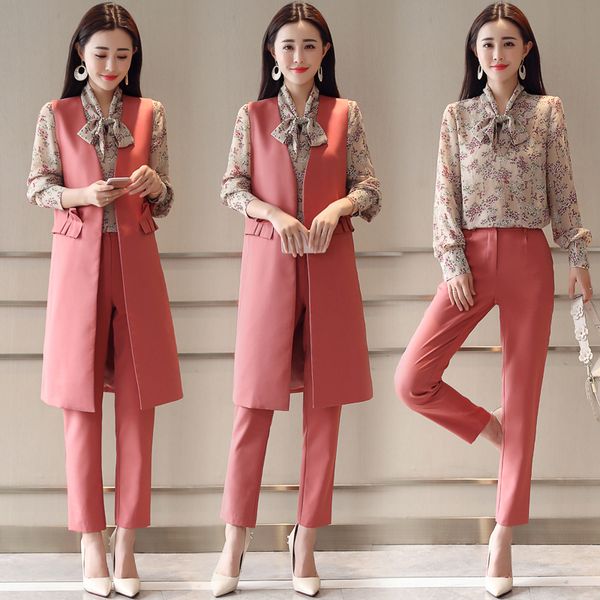 three pieces sets 2018 spring autumn women sleeveless vest coat+floral chiffon shirt+pant office lady korean style sweet suits, Gray
three pieces sets 2018 spring autumn women sleeveless vest coat+floral chiffon shirt+pant office lady korean style sweet suits, Gray