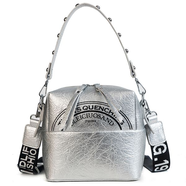 semicircle letter printing pattern women crossbody bag rivet hand strap shoulder bag zipper cube pleated pu leather soft handbag d18102407
semicircle letter printing pattern women crossbody bag rivet hand strap shoulder bag zipper cube pleated pu leather soft handbag d18102407