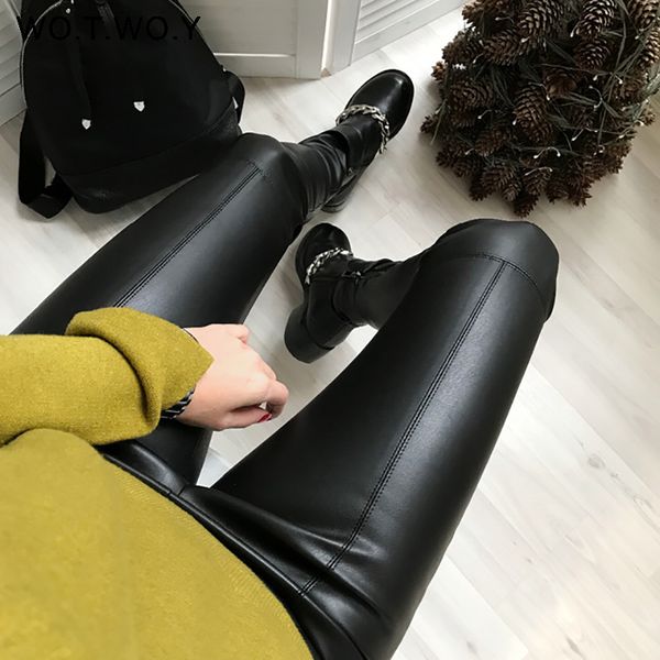 wotwoy autumn winter skinny leather pants women fleece high waist pencil pants women side zippers black pu leather trousers 2018, Black;white
wotwoy autumn winter skinny leather pants women fleece high waist pencil pants women side zippers black pu leather trousers 2018, Black;white