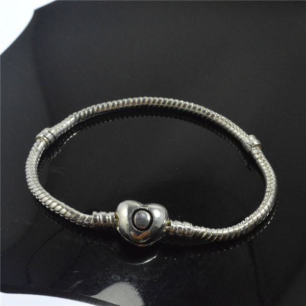 new 16-23cm silver plated heart shape children bangle snake chain clasp beads padora charm bracelets jewelry ing, Golden;silver 
new 16-23cm silver plated heart shape children bangle snake chain clasp beads padora charm bracelets jewelry ing, Golden;silver