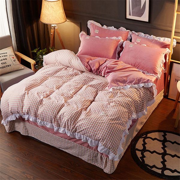 red plaid bedding sets 100% washed cotton crystal velvet bed linen lace edge duvet cover patchwork bedspread pillowcase 4pcs
red plaid bedding sets 100% washed cotton crystal velvet bed linen lace edge duvet cover patchwork bedspread pillowcase 4pcs