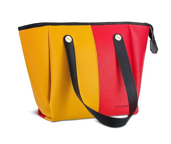 2018 new fashion wild europe and america shoulder bag female color waterproof and scratch-resistant ladies messenger bag casual
2018 new fashion wild europe and america shoulder bag female color waterproof and scratch-resistant ladies messenger bag casual