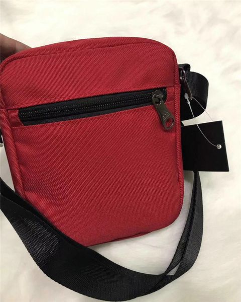 2020 brand shoulder bags with letter&stripes printed designer messenger bag mens shoulder luxury cross-body bag zipper for womens man
2020 brand shoulder bags with letter&stripes printed designer messenger bag mens shoulder luxury cross-body bag zipper for womens man