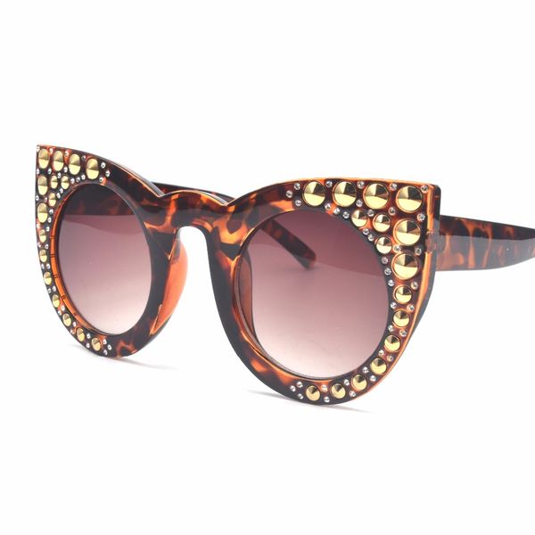 pink cat sunglasses girls crystal luxury fashion summer sunglasses children rivet cat outdoor beach visor uv400 with box fml, White;black
pink cat sunglasses girls crystal luxury fashion summer sunglasses children rivet cat outdoor beach visor uv400 with box fml, White;black