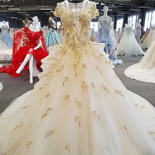 2019 вечерние платья кружева шампанское cap рукава цветы молния роскошные щедрые довольно формальные органза вечерние платья девушка театрал, Black;red
2019 вечерние платья кружева шампанское cap рукава цветы молния роскошные щедрые довольно формальные органза вечерние платья девушка театрал, Black;red