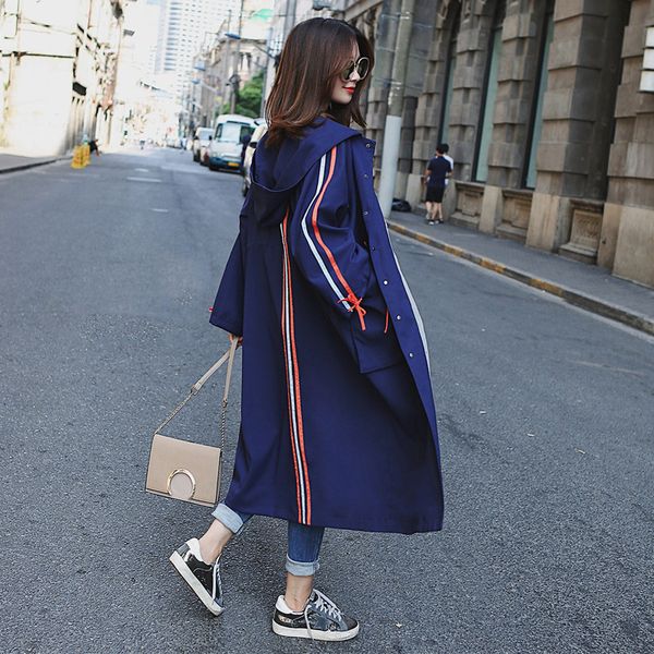 2018 spring new hong kong wind long windbreaker trench knee korean fashion loose hooded long sleeve womens trench, Tan;black
2018 spring new hong kong wind long windbreaker trench knee korean fashion loose hooded long sleeve womens trench, Tan;black