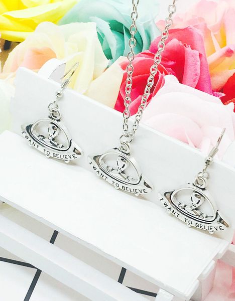 горячие продажи популярные antique silver i want to believe spaceship подвески ожерелье серьги комплект ювелирных изделий креативный womenme
горячие продажи популярные antique silver i want to believe spaceship подвески ожерелье серьги комплект ювелирных изделий креативный womenme