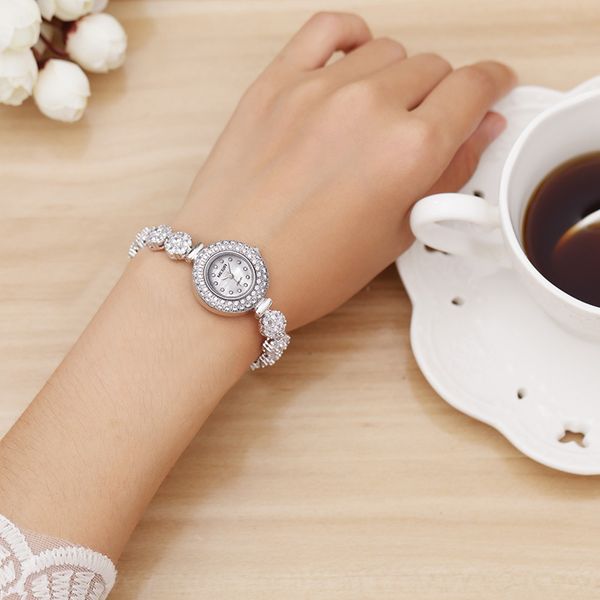 megir luxury women bracelet watch fashion jewelry brass quartz women watches clock hour for lovers ladies girl, Slivery;brown
megir luxury women bracelet watch fashion jewelry brass quartz women watches clock hour for lovers ladies girl, Slivery;brown