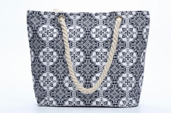 2018. casual fashion bag. geometric figures. woman bag. handbag of ladies' canvas. big. mom's shopping bag. bags. shoulder bags.to
2018. casual fashion bag. geometric figures. woman bag. handbag of ladies' canvas. big. mom's shopping bag. bags. shoulder bags.to