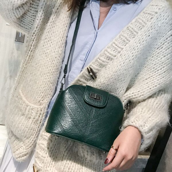 2018 new women's embroidered line shell bag korean autumn wide shoulder strap crossbody small square bag retro wild shoulder
2018 new women's embroidered line shell bag korean autumn wide shoulder strap crossbody small square bag retro wild shoulder
