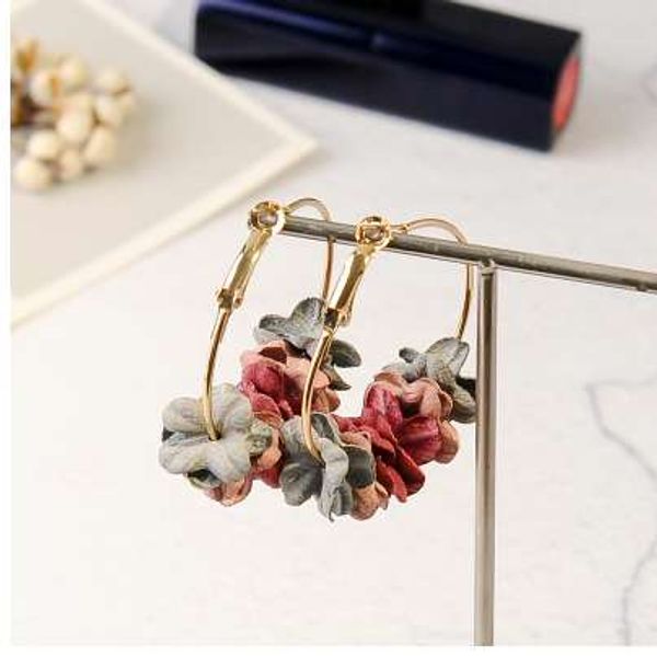 aiffry korean 2018 elegant fabric flower stud earrings bijoux sweety petal alloy ear circle big earrings charm brinco for women, Golden;silver
aiffry korean 2018 elegant fabric flower stud earrings bijoux sweety petal alloy ear circle big earrings charm brinco for women, Golden;silver