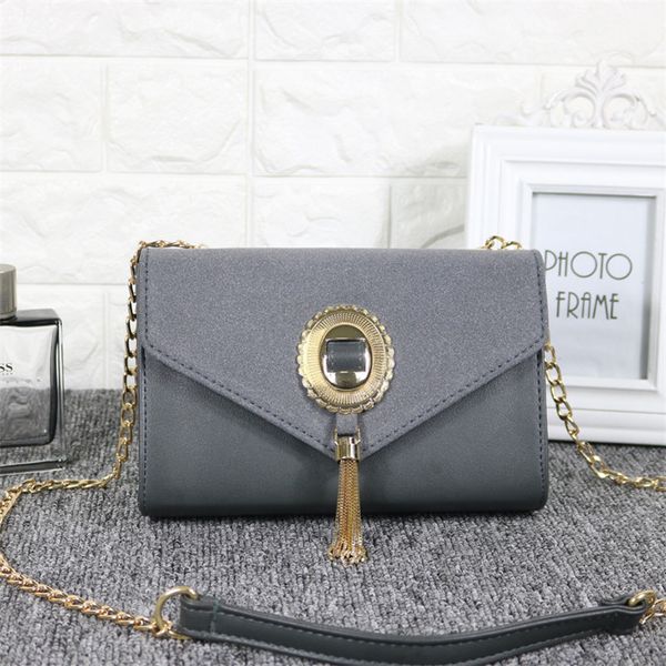 fashion women's pu leather chain shoulder bag vintage tassel flap magnetic snap closure crossbody bag purses new design
fashion women's pu leather chain shoulder bag vintage tassel flap magnetic snap closure crossbody bag purses new design