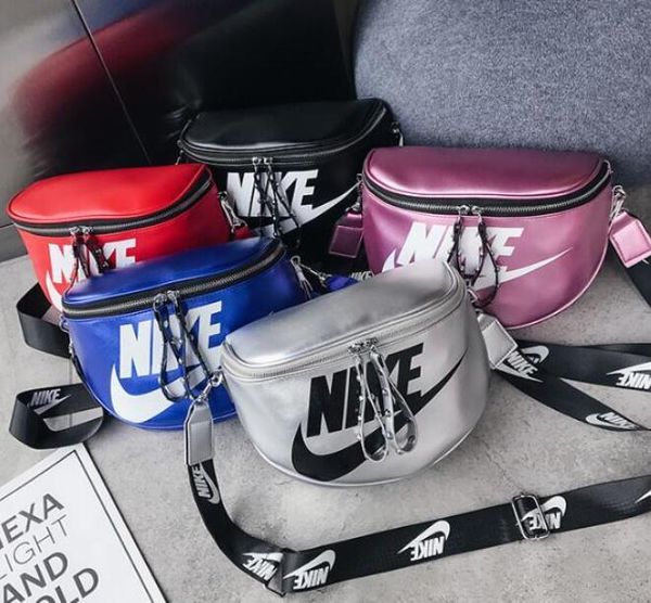 18New summer tide broadband shoulder bag letter logo personality fashion Messenger bag wild small square bag
18New summer tide broadband shoulder bag letter logo personality fashion Messenger bag wild small square bag