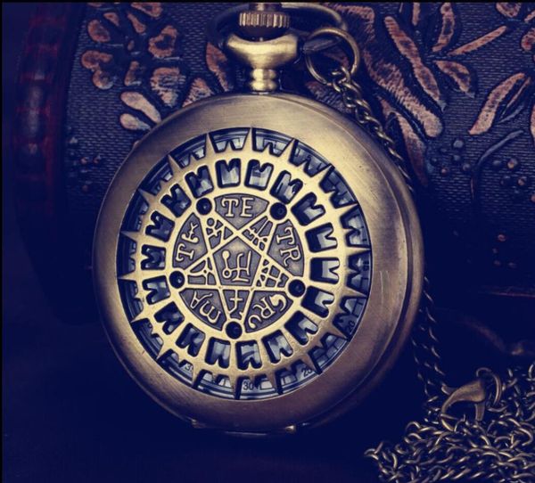 wholesale 100pcs/lot pendant necklace chain quartz bronze watch case diamater 4.7cm star pocket watch pw096, Slivery;golden
wholesale 100pcs/lot pendant necklace chain quartz bronze watch case diamater 4.7cm star pocket watch pw096, Slivery;golden