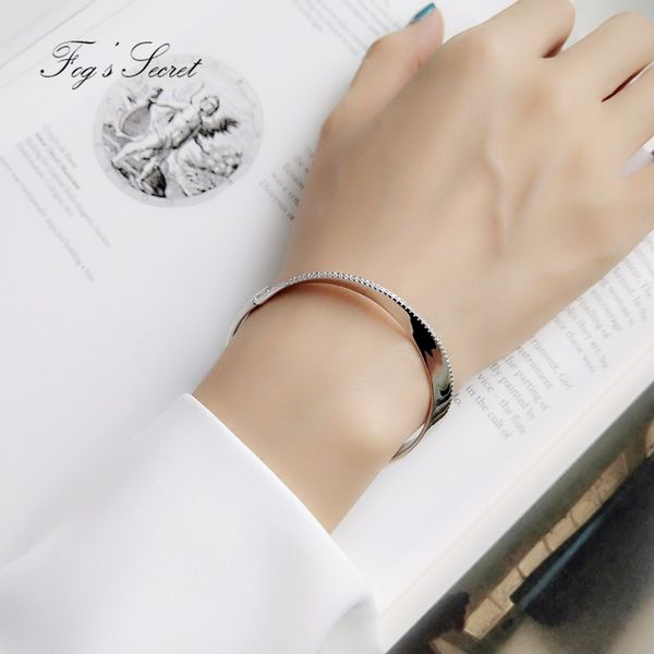 jewelry bangles for women cool irregular mobius twisted s925 sterling silver buckle bracelet individuality design, Black
jewelry bangles for women cool irregular mobius twisted s925 sterling silver buckle bracelet individuality design, Black