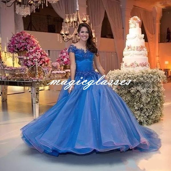 2019 Princess Blue Quinceanera Dresses Cap Sleeve Sweep Train Appliques Beads Prom Party Gowns For Sweet 15 vestidos de 15 anos
2019 Princess Blue Quinceanera Dresses Cap Sleeve Sweep Train Appliques Beads Prom Party Gowns For Sweet 15 vestidos de 15 anos