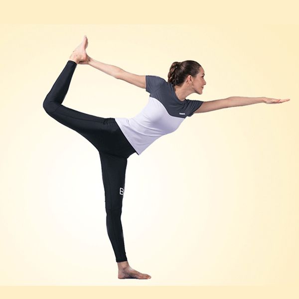 women yoga sets gym elastic running sport suit fitness clothing workout sport wear sports tshirt pant outfit set, White;red
women yoga sets gym elastic running sport suit fitness clothing workout sport wear sports tshirt pant outfit set, White;red