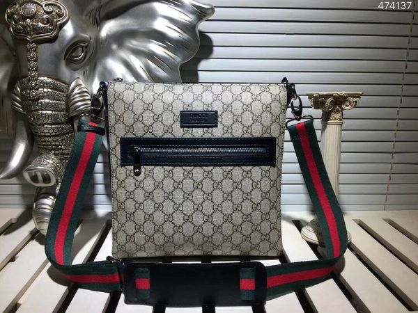 Designer Mens Bag Limited Edition One Shoulder Messenger Bags Fashion Business Classic Style Mens Bag 27 * 28.5 * 5 cm 474137
Designer Mens Bag Limited Edition One Shoulder Messenger Bags Fashion Business Classic Style Mens Bag 27 * 28.5 * 5 cm 474137