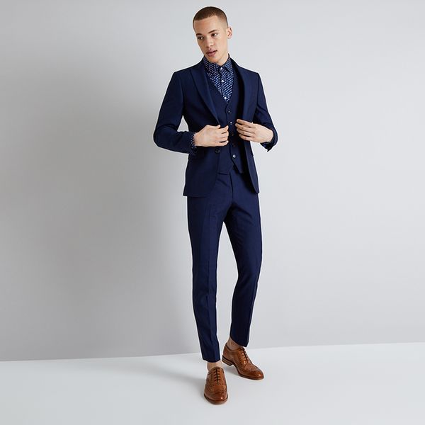 2018 tailored made navy blue men suits peaked lapel smart casual blazer classic suit business street wedding male tuxedo 3 piece, White;black
2018 tailored made navy blue men suits peaked lapel smart casual blazer classic suit business street wedding male tuxedo 3 piece, White;black